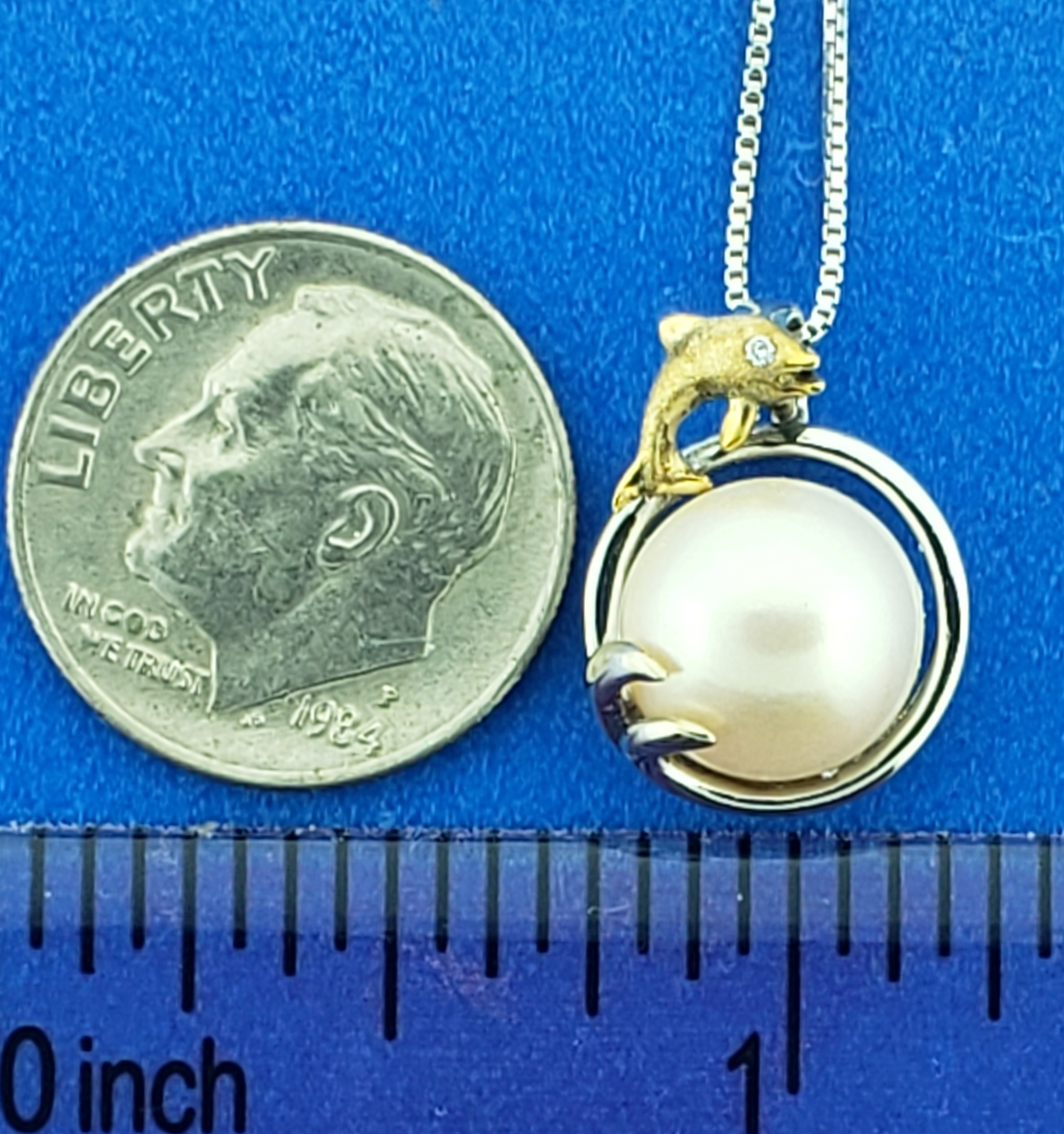 Denny Wong Dolphin Pearl Pendant, Precious Silver/18K 3 Denny Wong Dolphin Pearl Pendant, Precious Silver/18K - Image 3