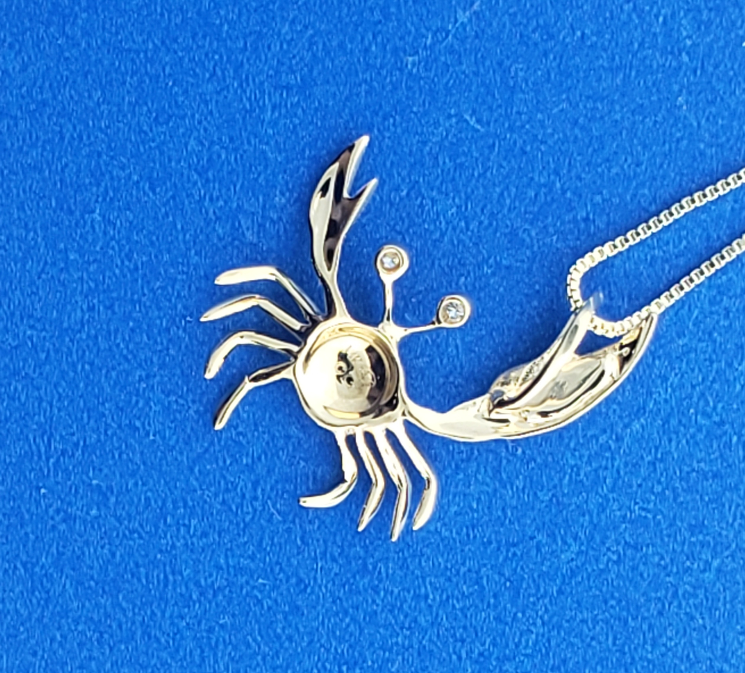 Denny Wong Crab Pendant, 14K Yellow Gold 5 Denny Wong Crab Pendant, 14K Yellow Gold - Image 5