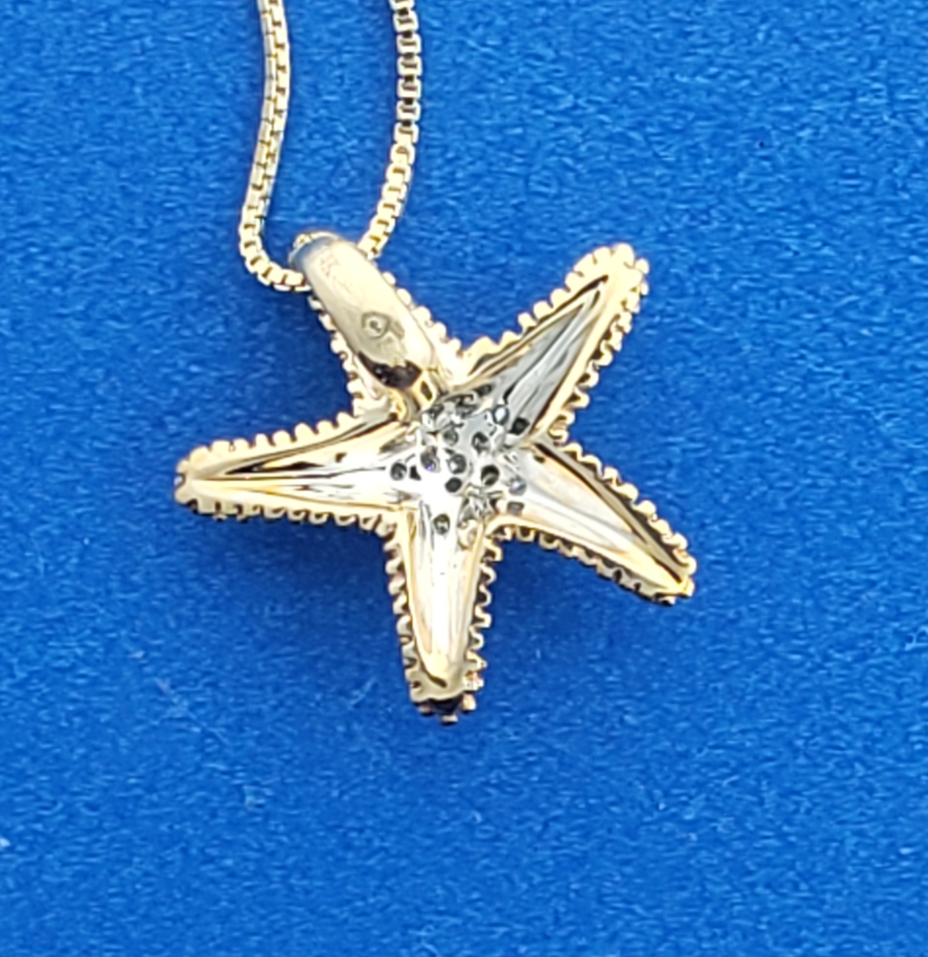 Denny Wong Starfish Pendant, 14K 2-Tone 5 Denny Wong Starfish Pendant, 14K 2-Tone - Image 5