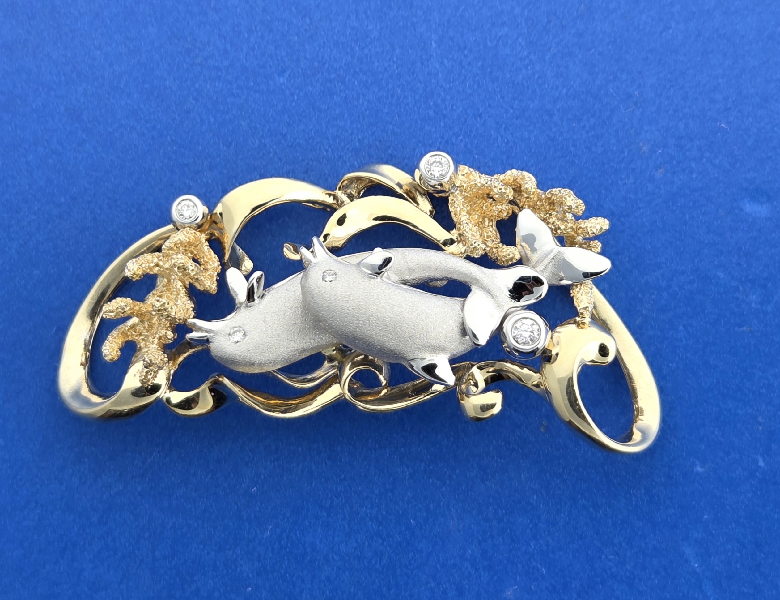 Denny Wong Dolphin & Coral Slide, 14K 2-Tone 6 Denny Wong Dolphin & Coral Slide, 14K 2-Tone - Image 6