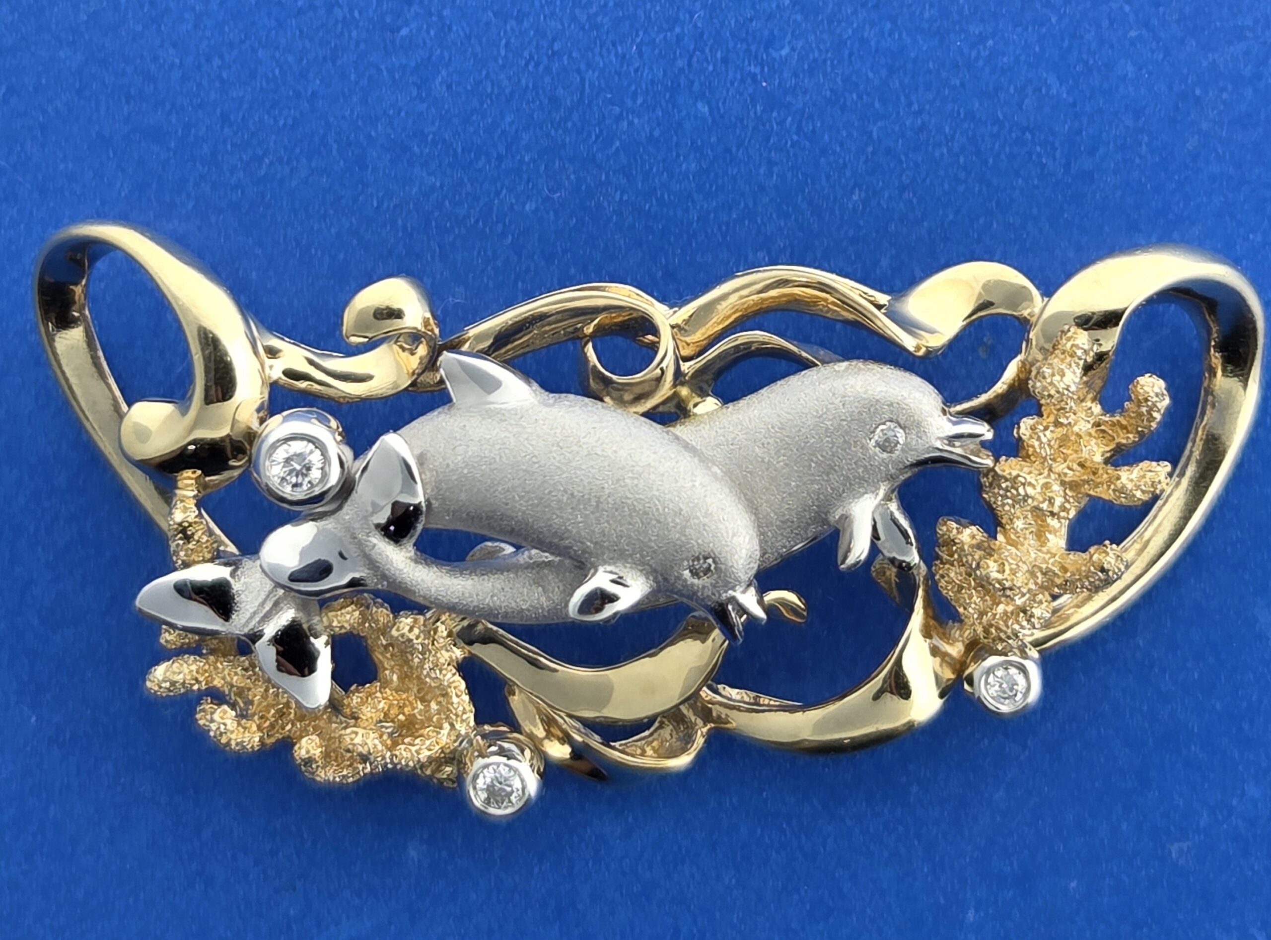 Denny Wong Dolphin & Coral Slide, 14K 2-Tone 7 Denny Wong Dolphin & Coral Slide, 14K 2-Tone - Image 7