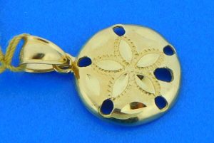 sand dollar pendant, diamond-cut, 14k