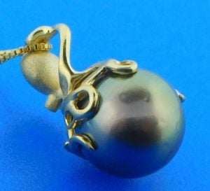 Denny Wong Octopus Pendant With 13mm Tahitian Pearl, 14K Yellow Gold