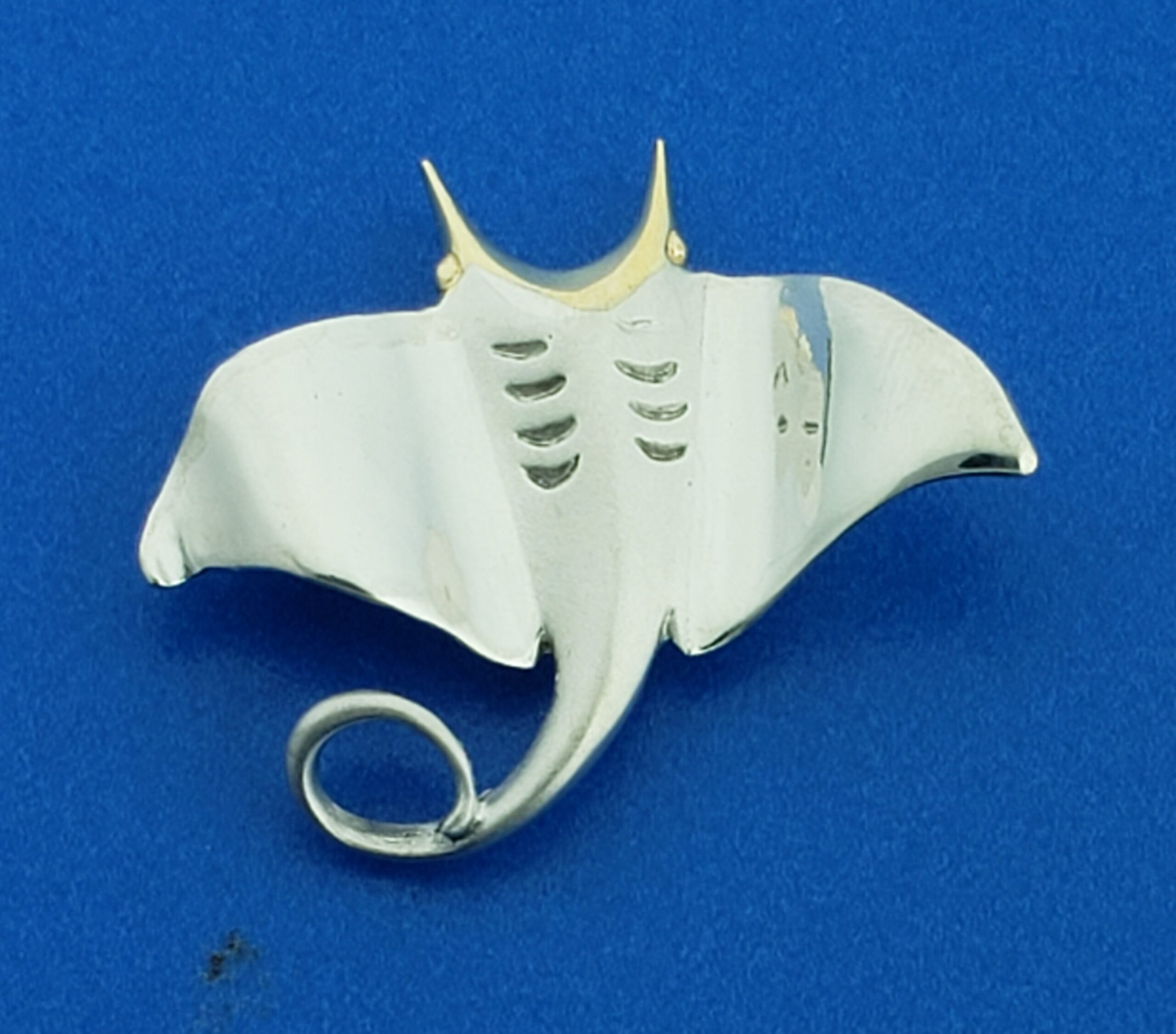 Steven Douglas Manta Ray Necklace, Sterling Silver & 14K 7 Steven Douglas Manta Ray Necklace, Sterling Silver & 14K - Image 7