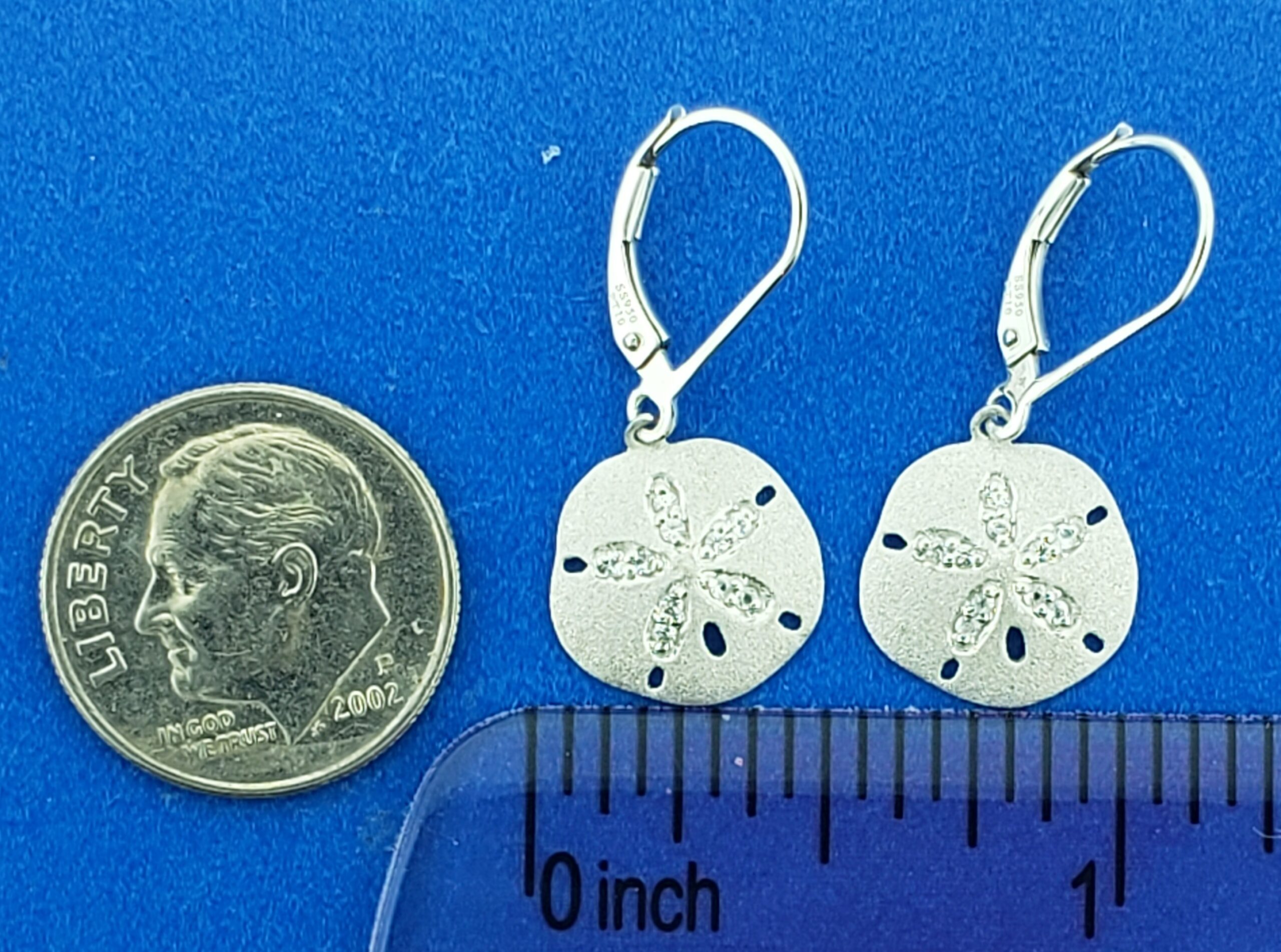 Denny Wong Sand Dollar Lever Back Earrings, Precious Silver 3 Denny Wong Sand Dollar Lever Back Earrings, Precious Silver - Image 3