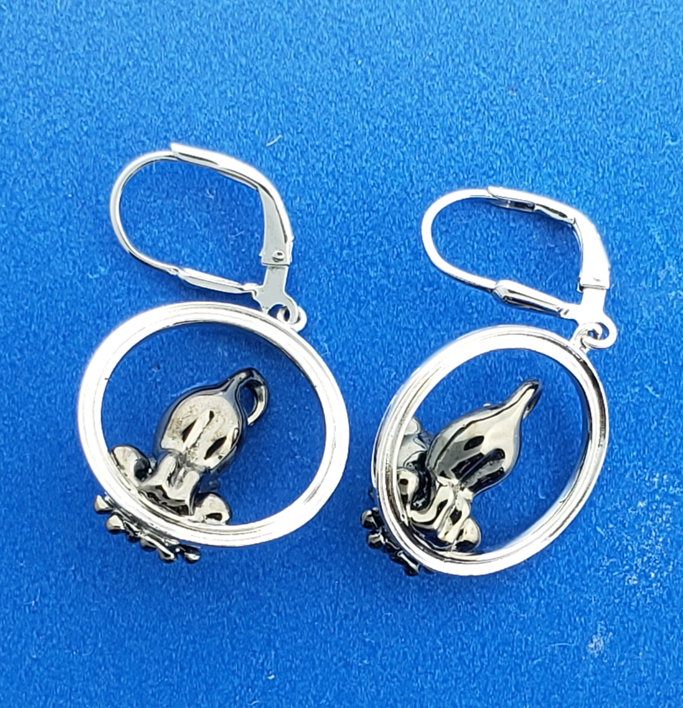 Steven Douglas Cat Dangle Earrings, Sterling Silver 4 Steven Douglas Cat Dangle Earrings, Sterling Silver - Image 4