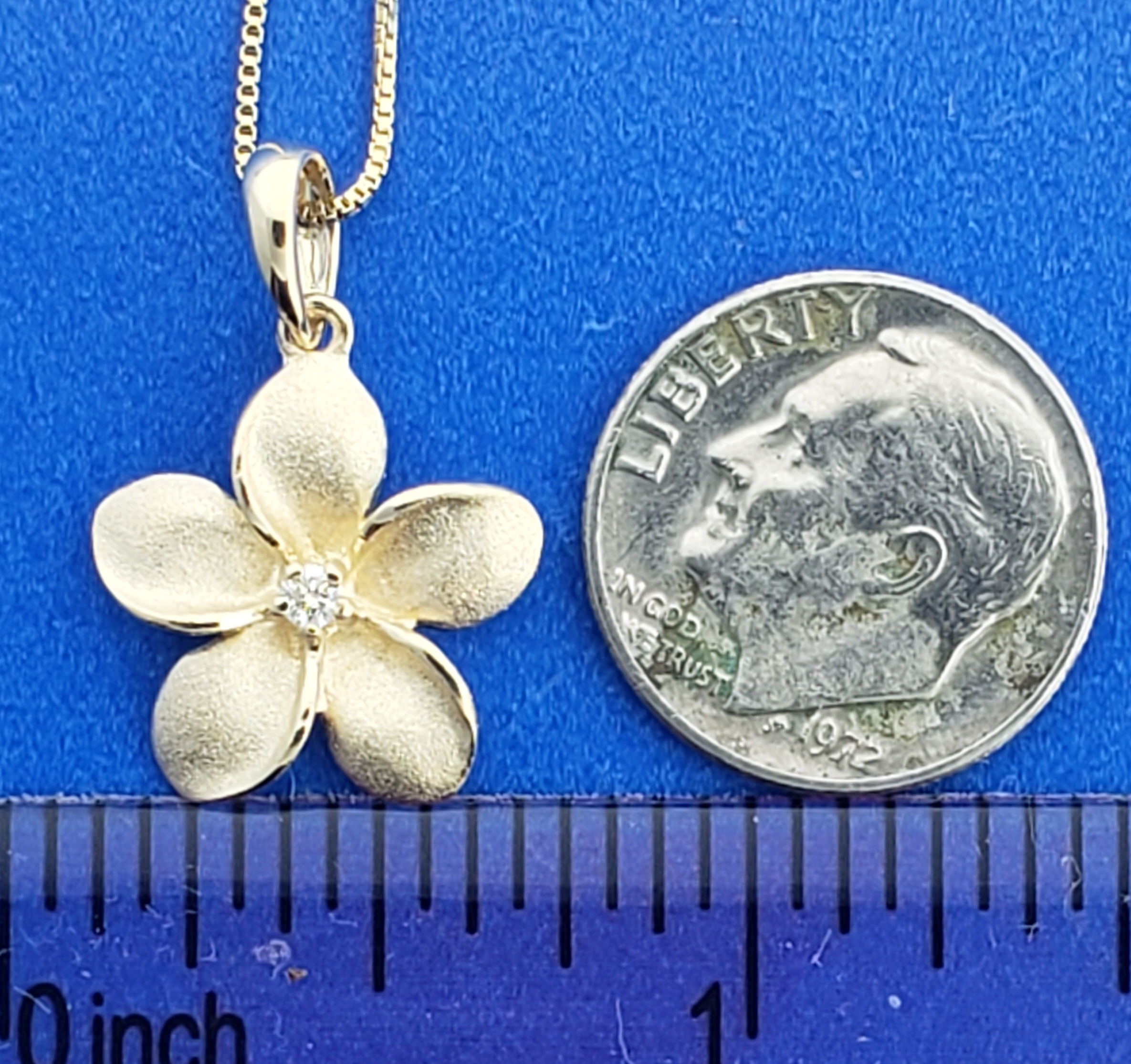 Denny Wong Plumeria Pendant, 14K Yellow Gold 4 Denny Wong Plumeria Pendant, 14K Yellow Gold - Image 4