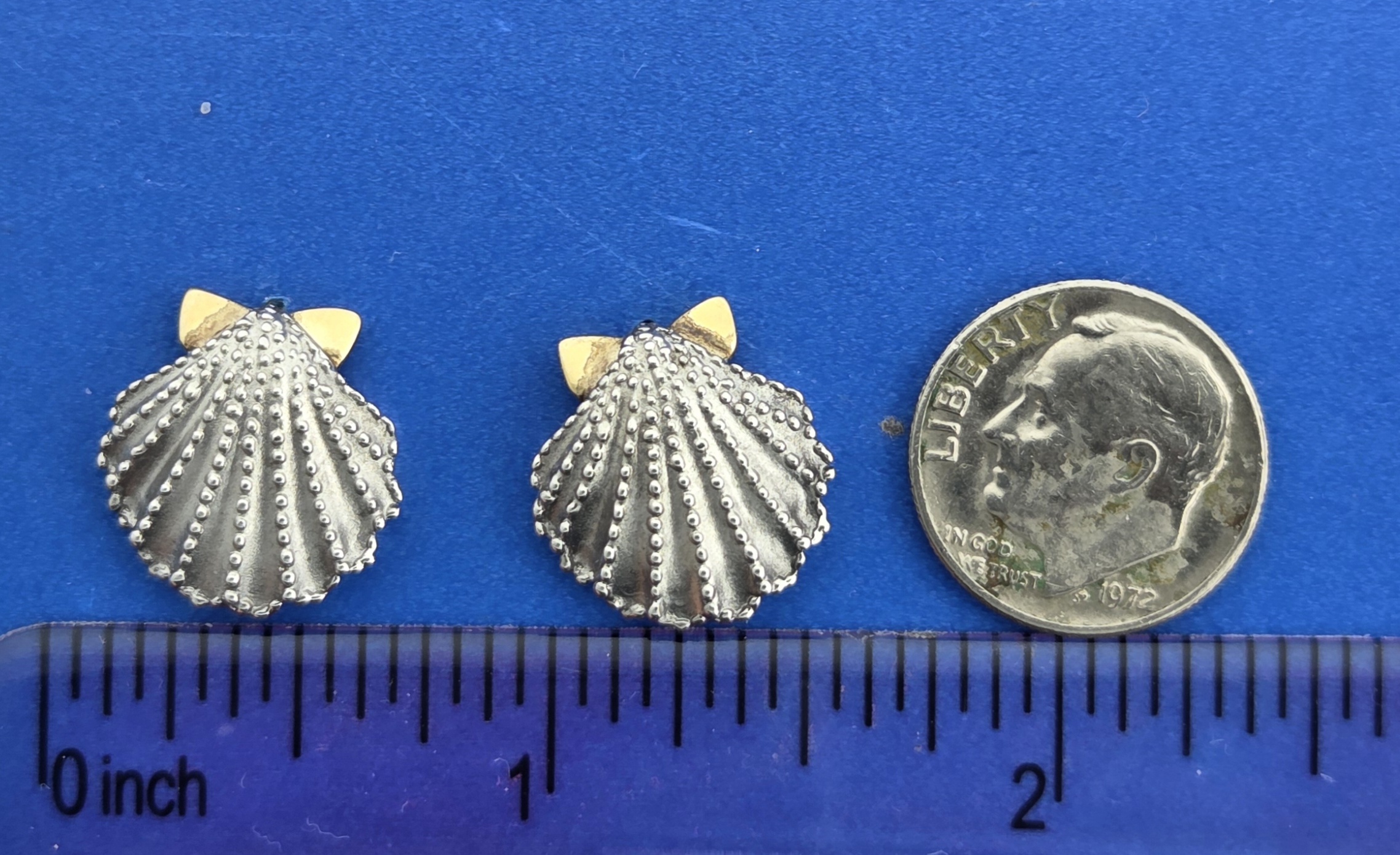 Steven Douglas Shell Earring, Sterling Silver/14K 3 Steven Douglas Shell Earring, Sterling Silver/14K - Image 3