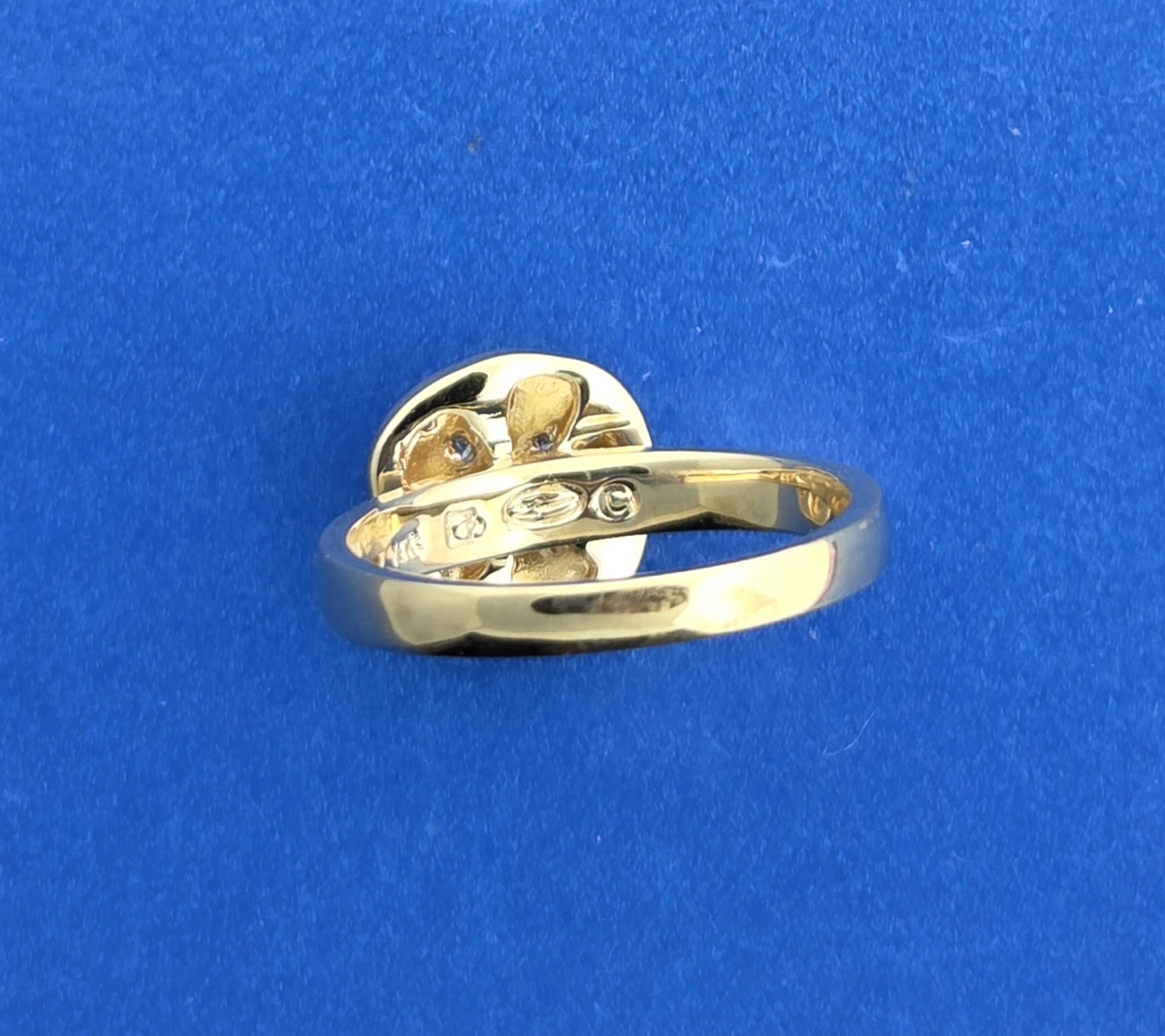 Denny Wong Sand Dollar Ring, 14K Yellow Gold 4 Denny Wong Sand Dollar Ring, 14K Yellow Gold - Image 4