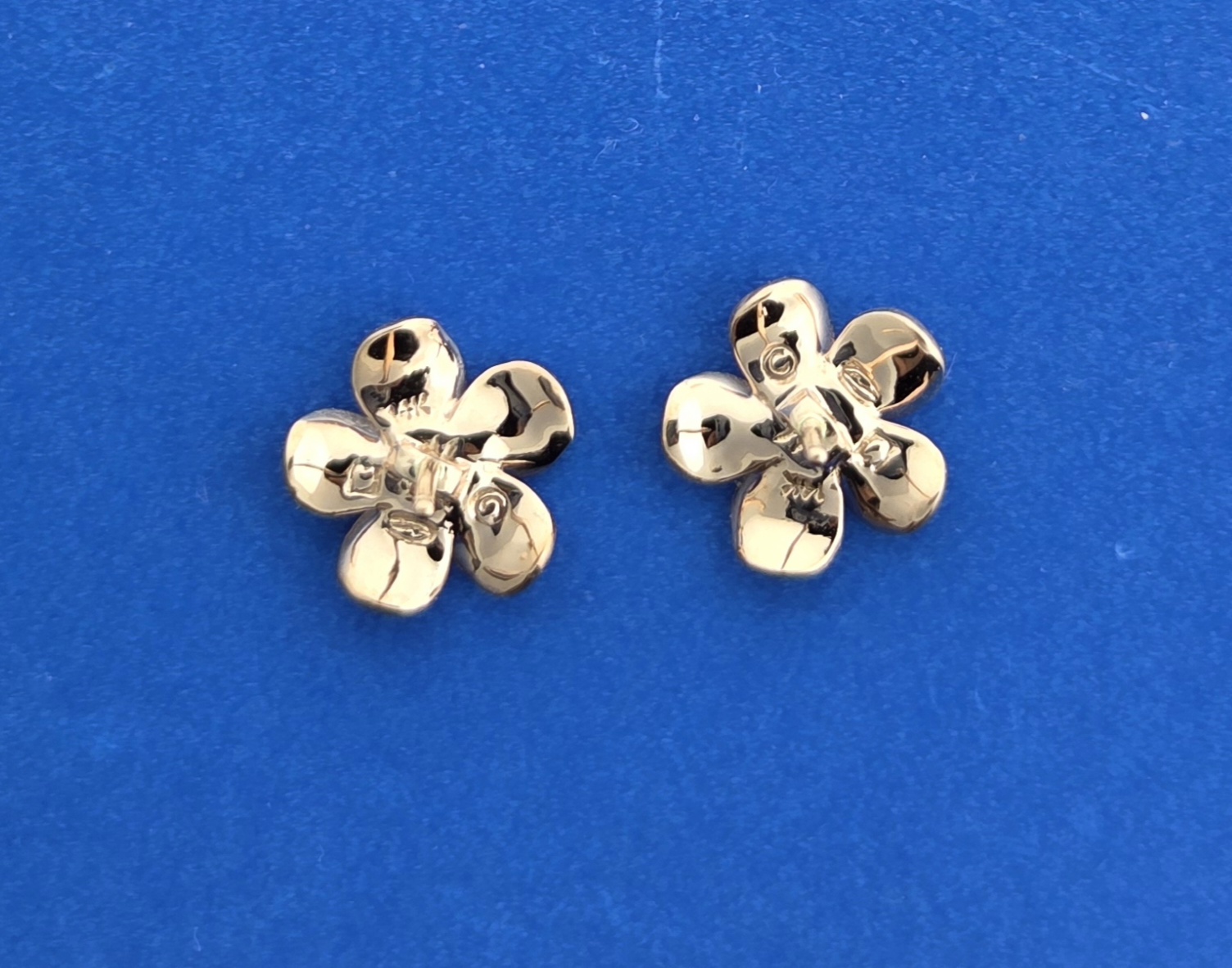 Denny Wong Plumeria Earring, 14K Rose Gold 3 Denny Wong Plumeria Earring, 14K Rose Gold - Image 3