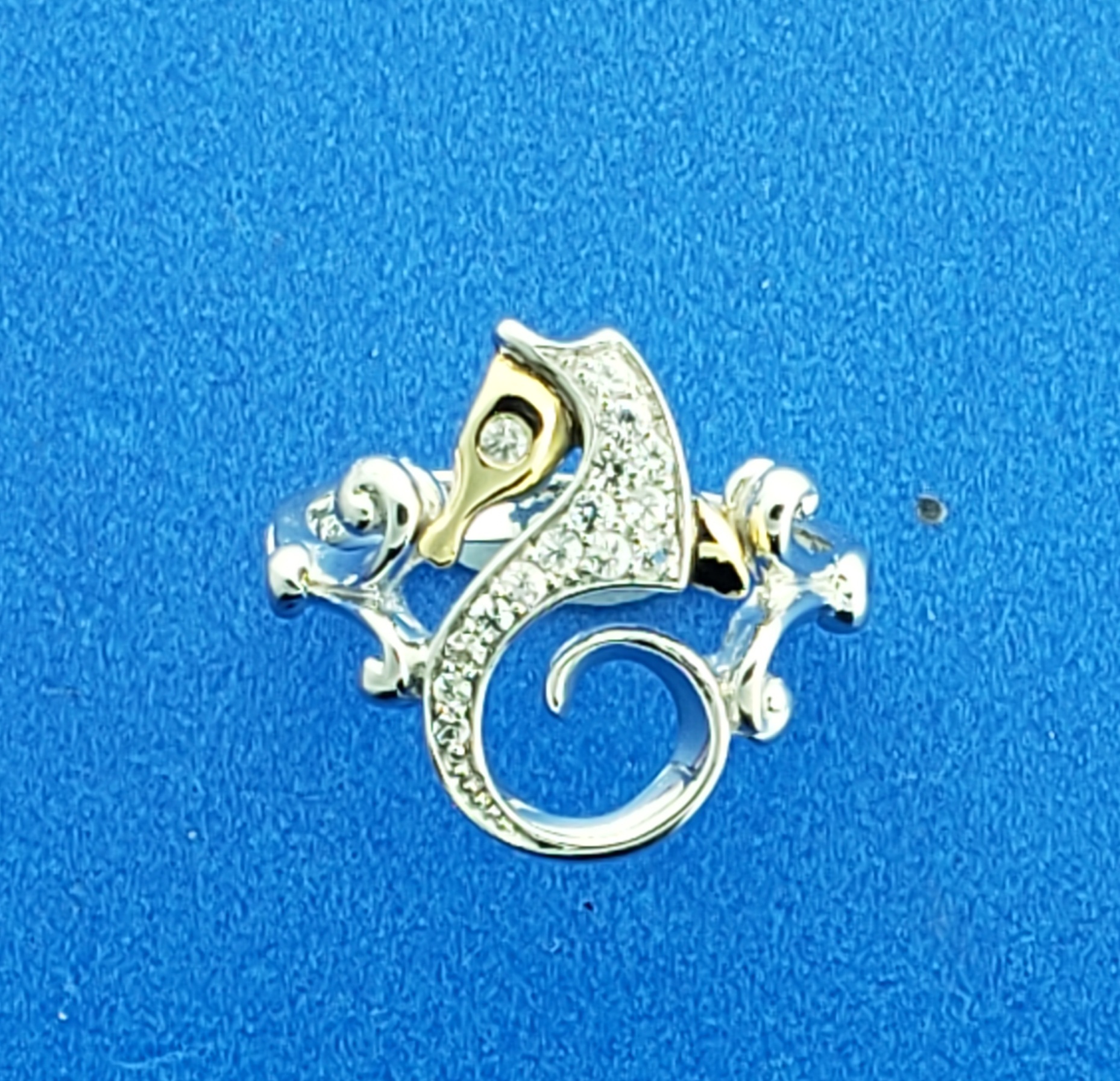 Steven Douglas Seahorse Ring, Sterling Silver/14K 4 Steven Douglas Seahorse Ring, Sterling Silver/14K - Image 4