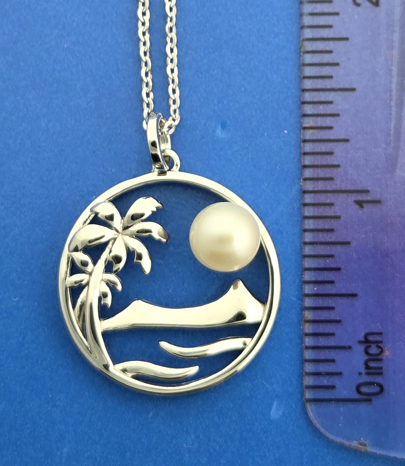 Alamea Diamond Head Palm Tree Pendant, Sterling Silver & Pearl 3 Alamea Diamond Head Palm Tree Pendant, Sterling Silver & Pearl - Image 3