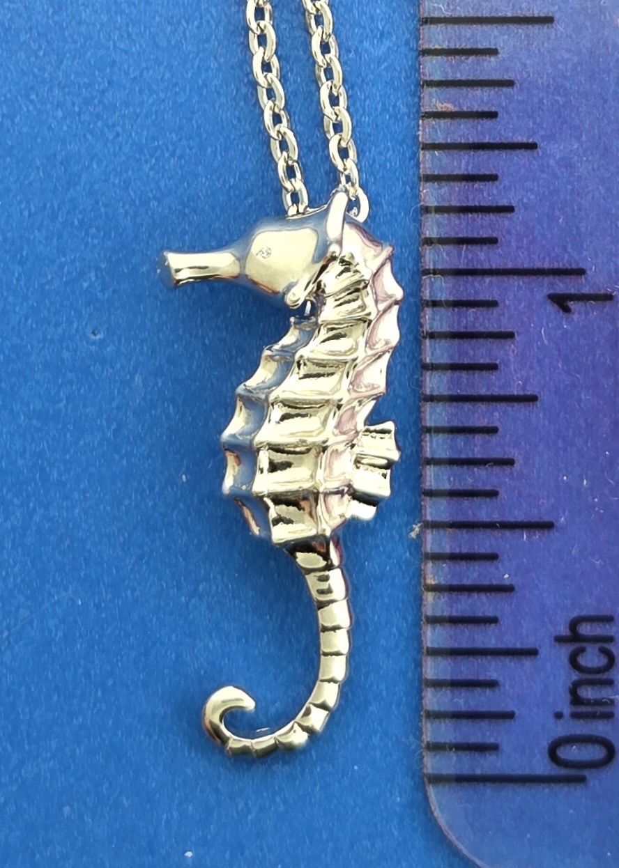 Alamea Seahorse Pendant, Sterling Silver 4 Alamea Seahorse Pendant, Sterling Silver - Image 4