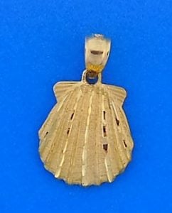 Scallop Shell Pendant/Charm, 14k Diamond-Cut