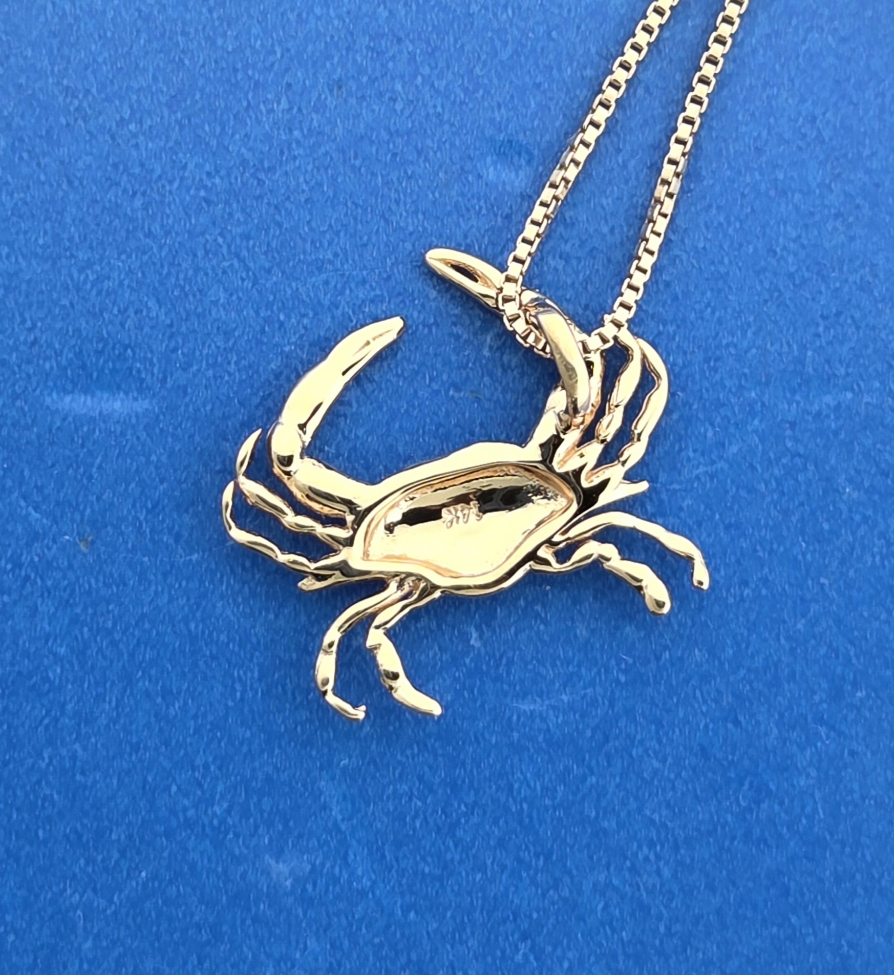 Penny James Blue Crab Pendant, 14k rose gold 4 Penny James Blue Crab Pendant, 14k rose gold - Image 4