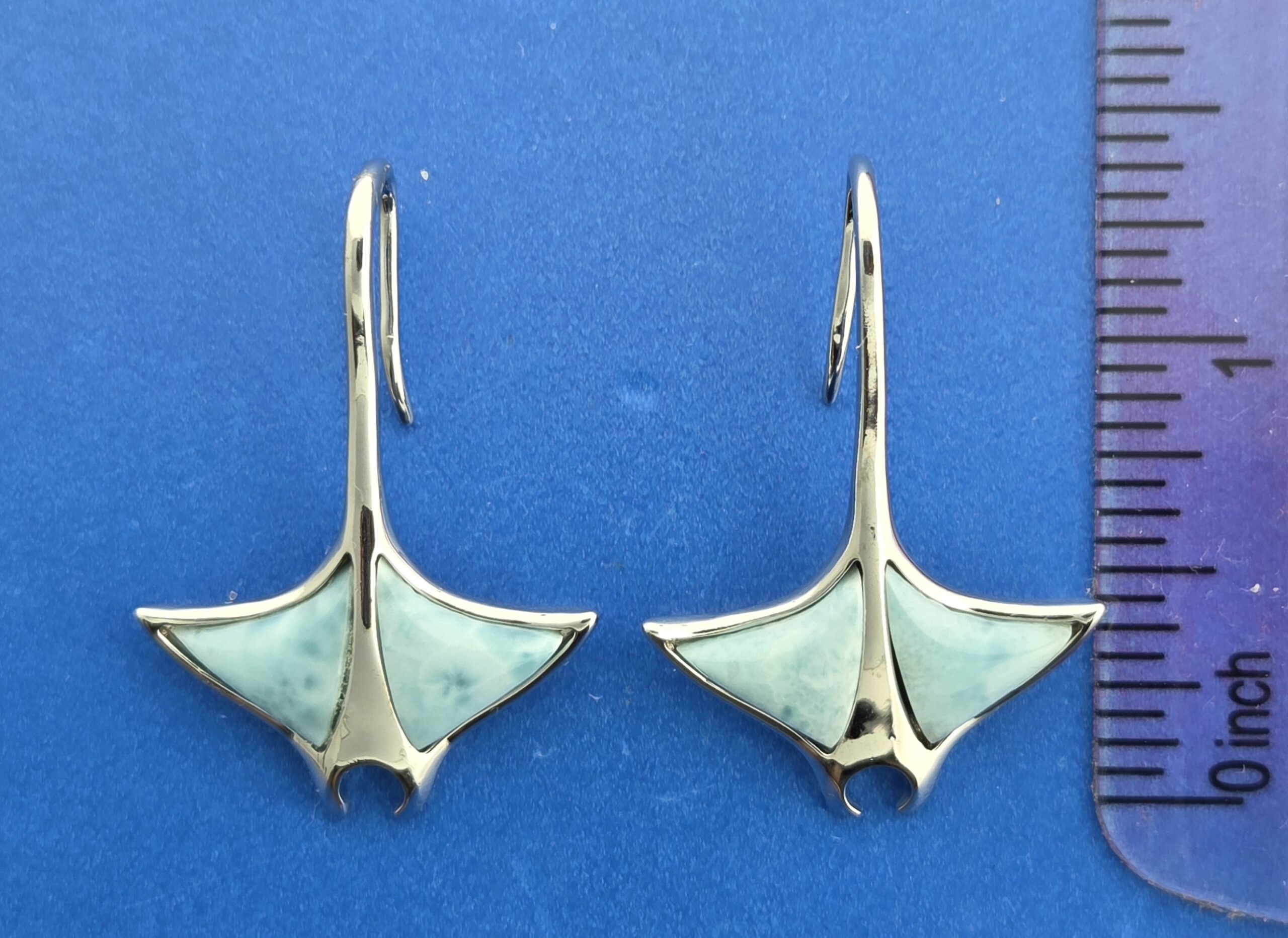 Alamea Manta Ray Earrings, Larimar & Sterling Silver 4 Alamea Manta Ray Earrings, Larimar & Sterling Silver - Image 4