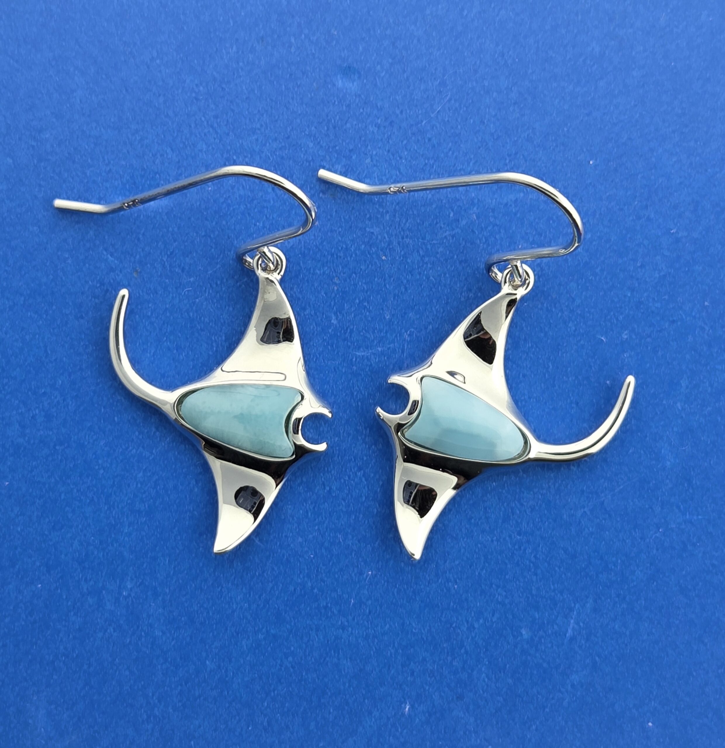 Alamea Manta Ray Earrings, Sterling Silver & Larimar 5 Alamea Manta Ray Earrings, Sterling Silver & Larimar - Image 5