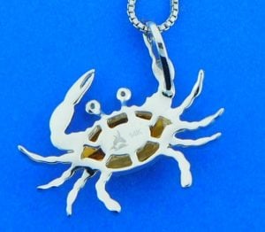 alamea blue crab 14k 2-tone pendant