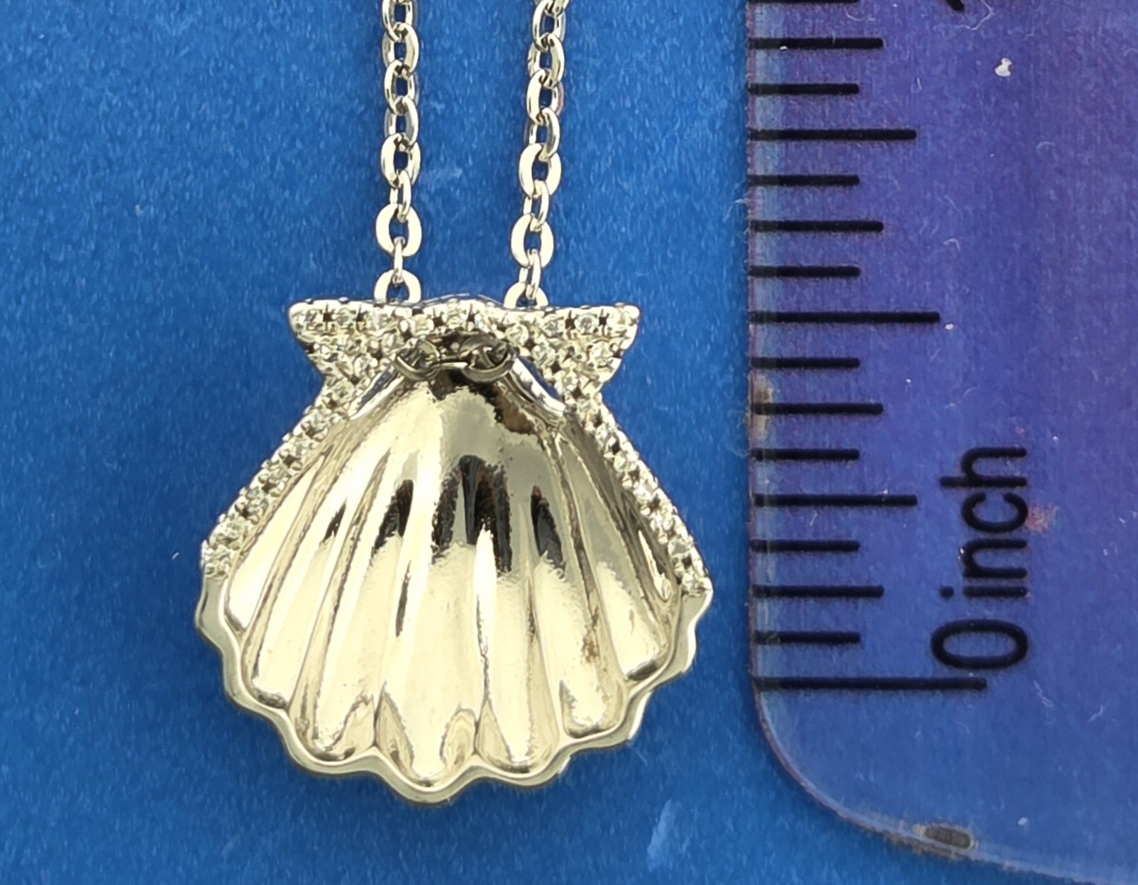 Alamea Sunrise Scallop Shell Pendant, Sterling Silver 6 Alamea Sunrise Scallop Shell Pendant, Sterling Silver - Image 6