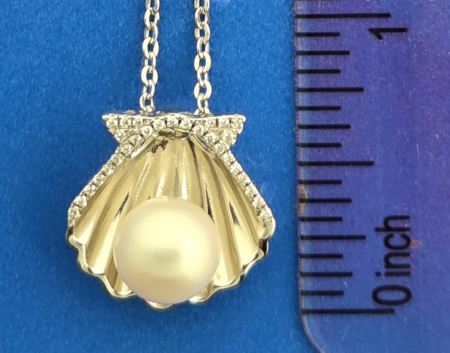 Alamea Sunrise Scallop Shell Pendant, Sterling Silver & Pearl 4 Alamea Sunrise Scallop Shell Pendant, Sterling Silver & Pearl - Image 4
