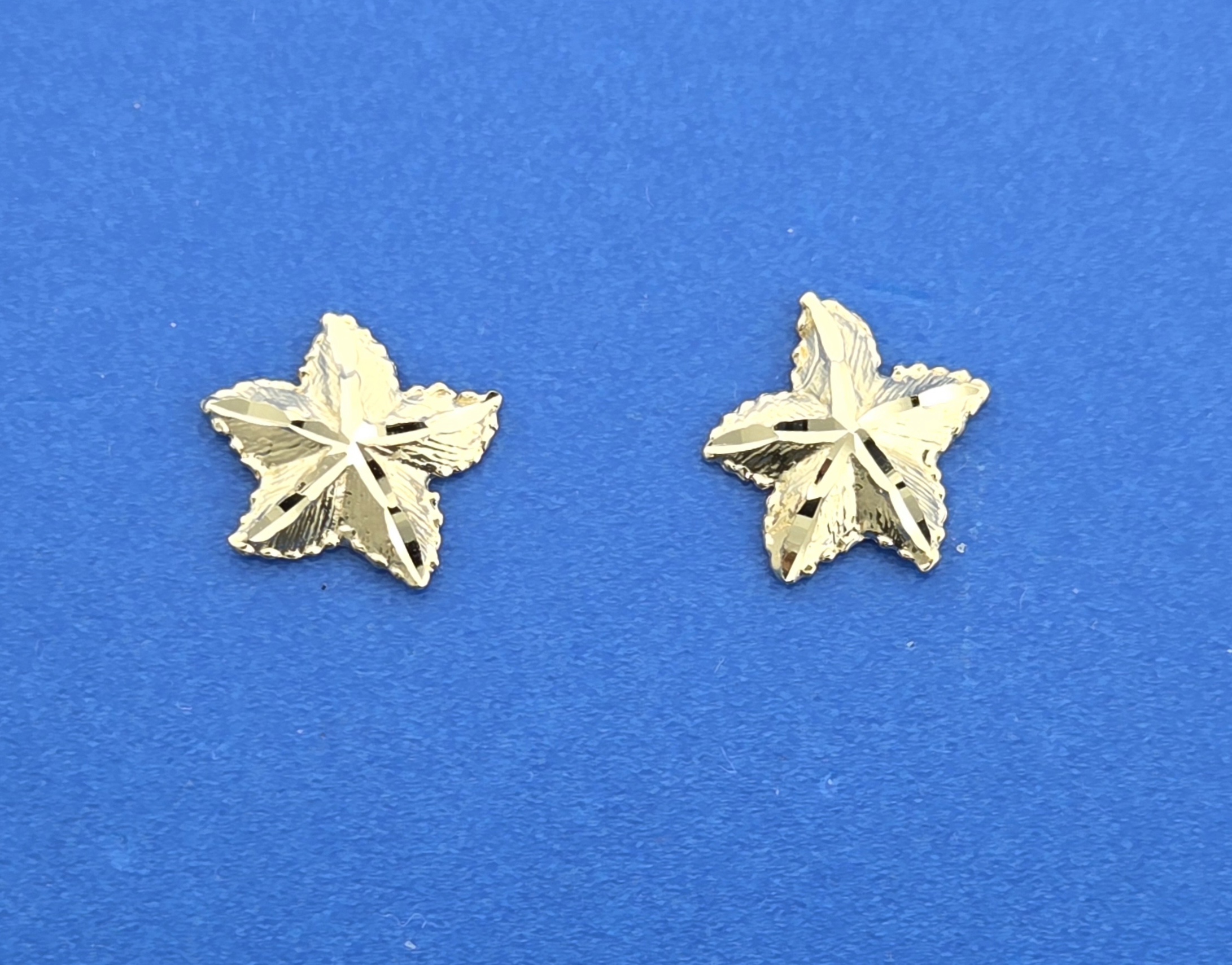 Starfish Post Earrings, 14K yellow Gold 3 Starfish Post Earrings, 14K yellow Gold - Image 3