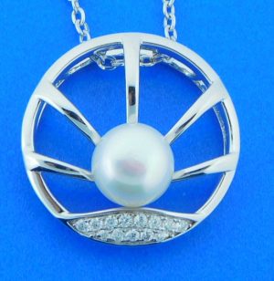 alamea sun pearl pendant