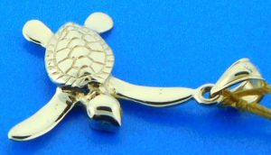 sea turtle 14k pendant