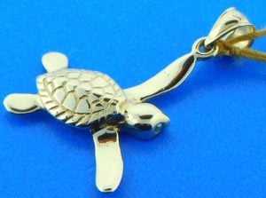 sea turtle 14k pendant