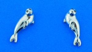 Sterling Silver Harbot Seal Earrings