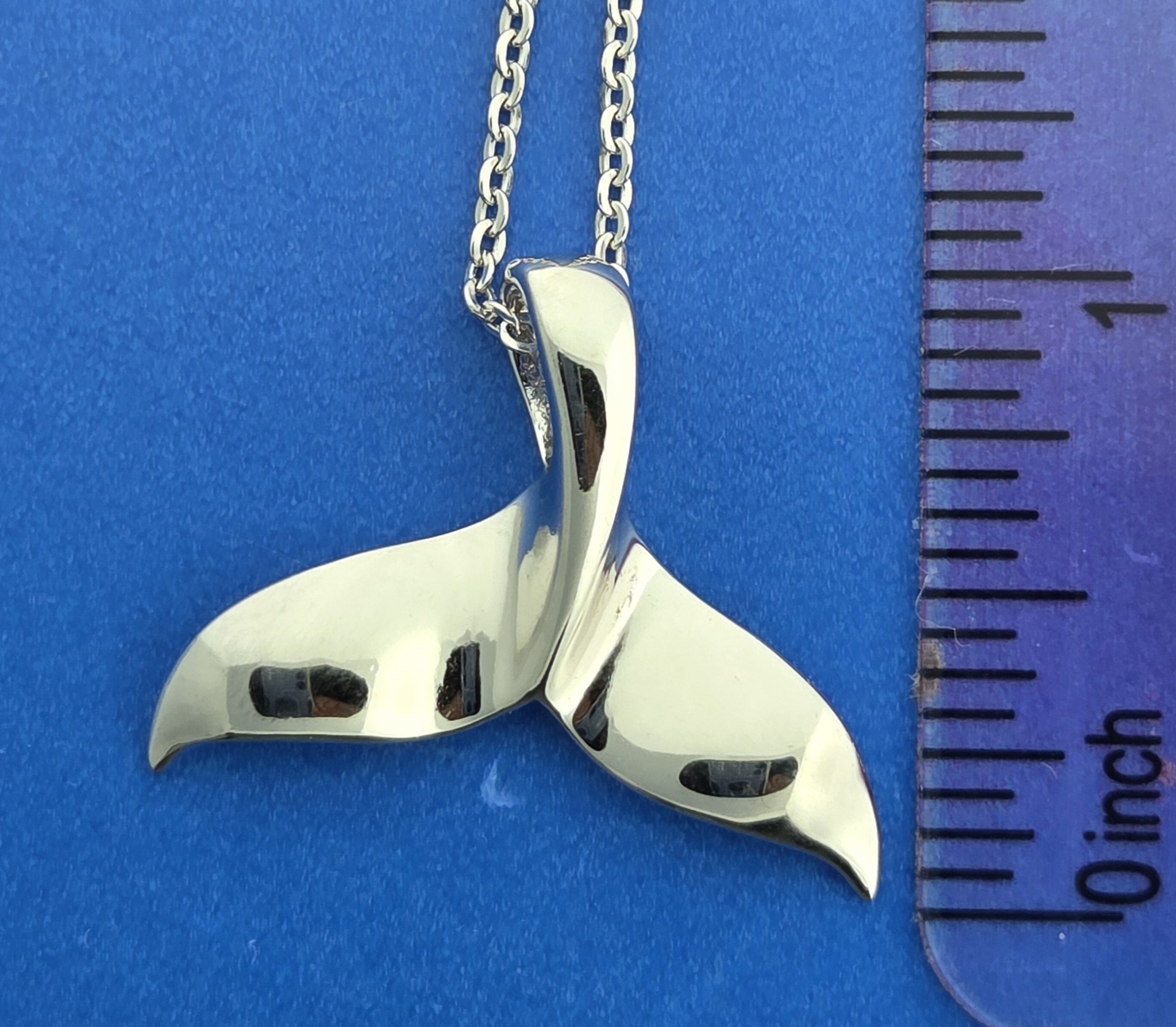 Alamea Whale Tail/Fluke Pendant, Sterling Silver 8 Alamea Whale Tail/Fluke Pendant, Sterling Silver - Image 8