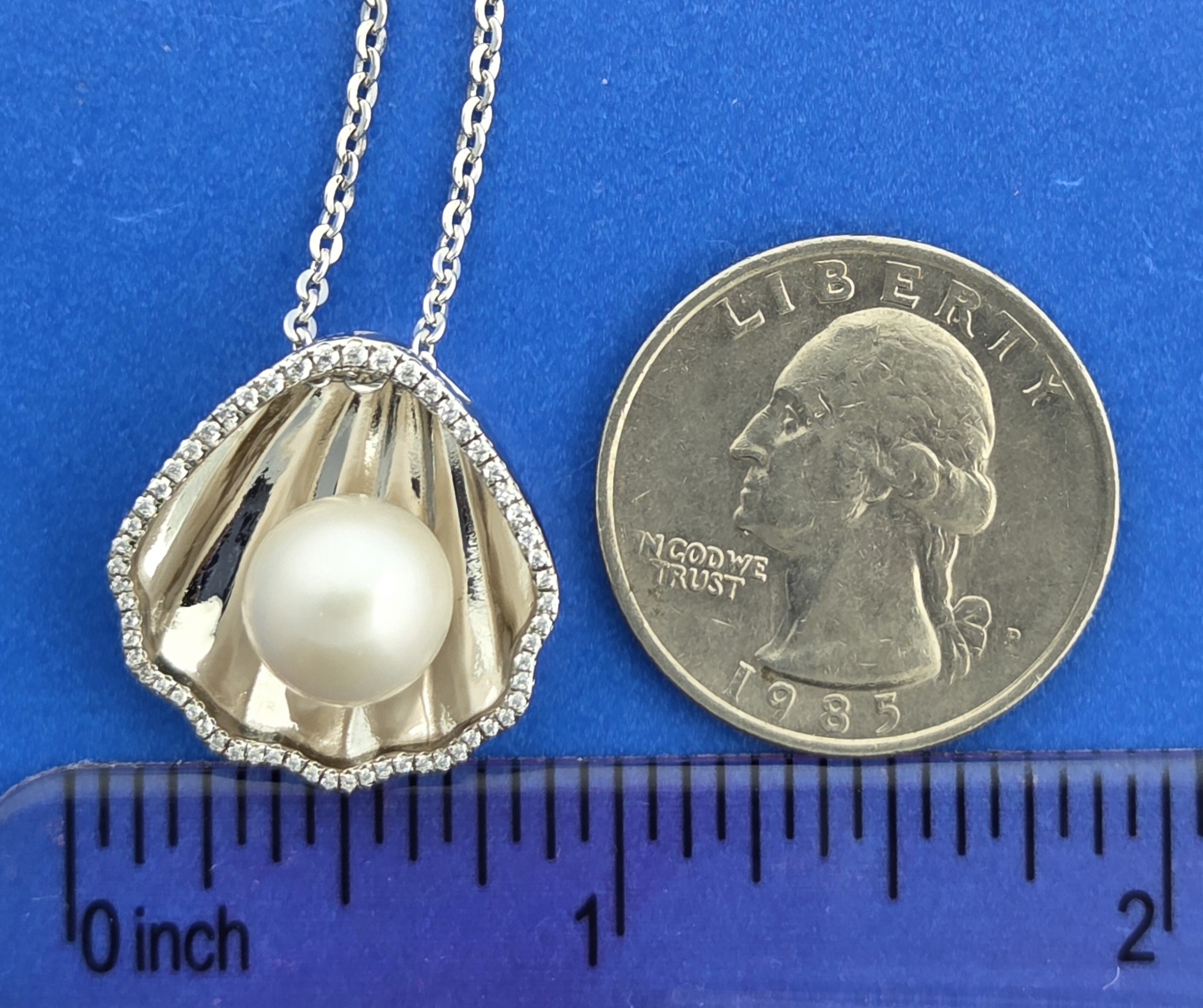 Alamea Sunrise Scallop Shell Pendant, Sterling Silver 5 Alamea Sunrise Scallop Shell Pendant, Sterling Silver - Image 5