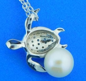 Alamea Sea Turtle Pearl Pendant, Sterling Silver