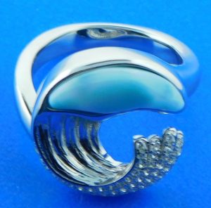 Alamea Wave Ring, Sterling Silver & Larimar