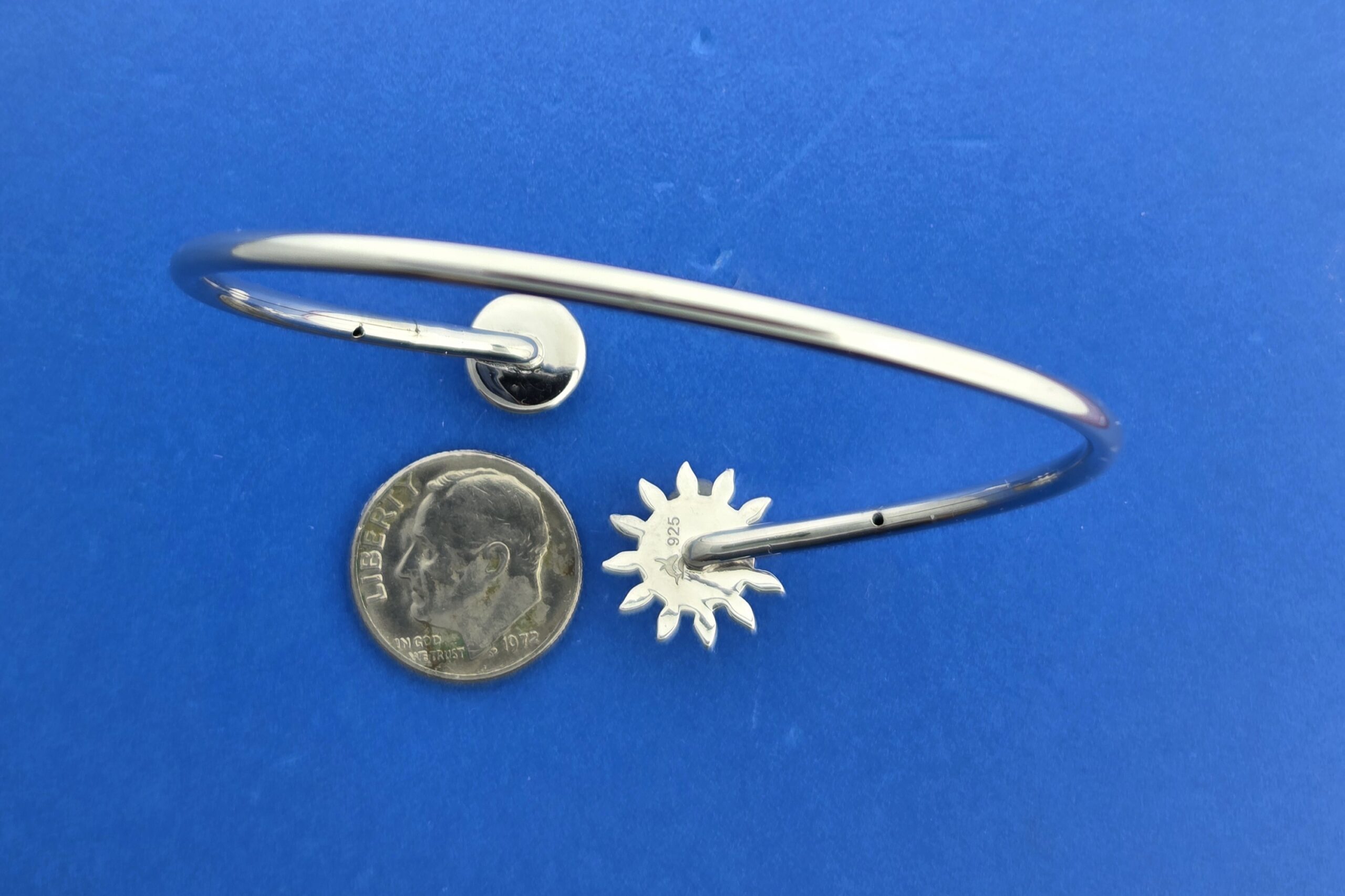 Alamea Sunflower Bangle Bracelet, Sterling Silver & Larimar 6 Alamea Sunflower Bangle Bracelet, Sterling Silver & Larimar - Image 6