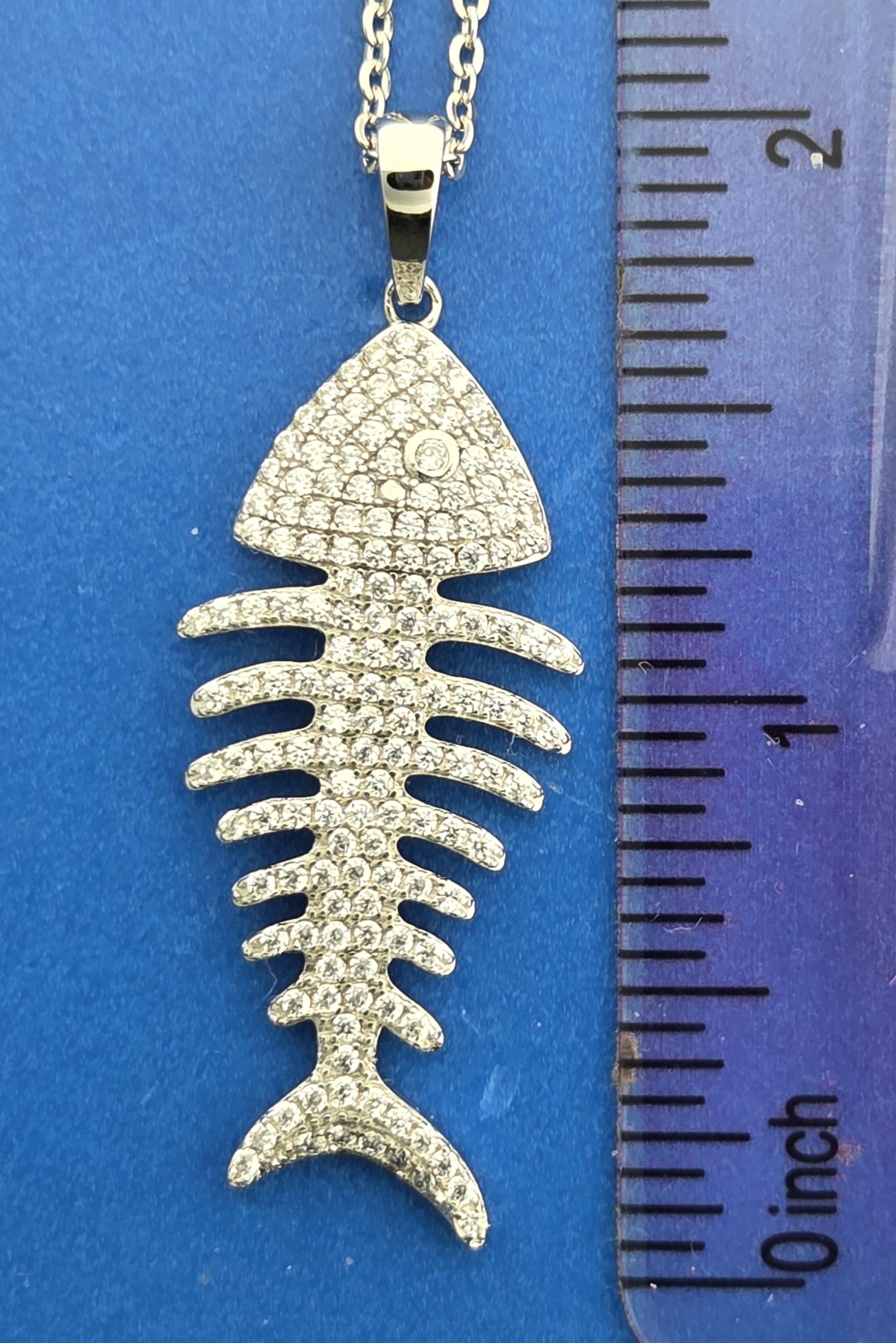 Alamea Bonefish Pendant, Sterling Silver 6 Alamea Bonefish Pendant, Sterling Silver - Image 6