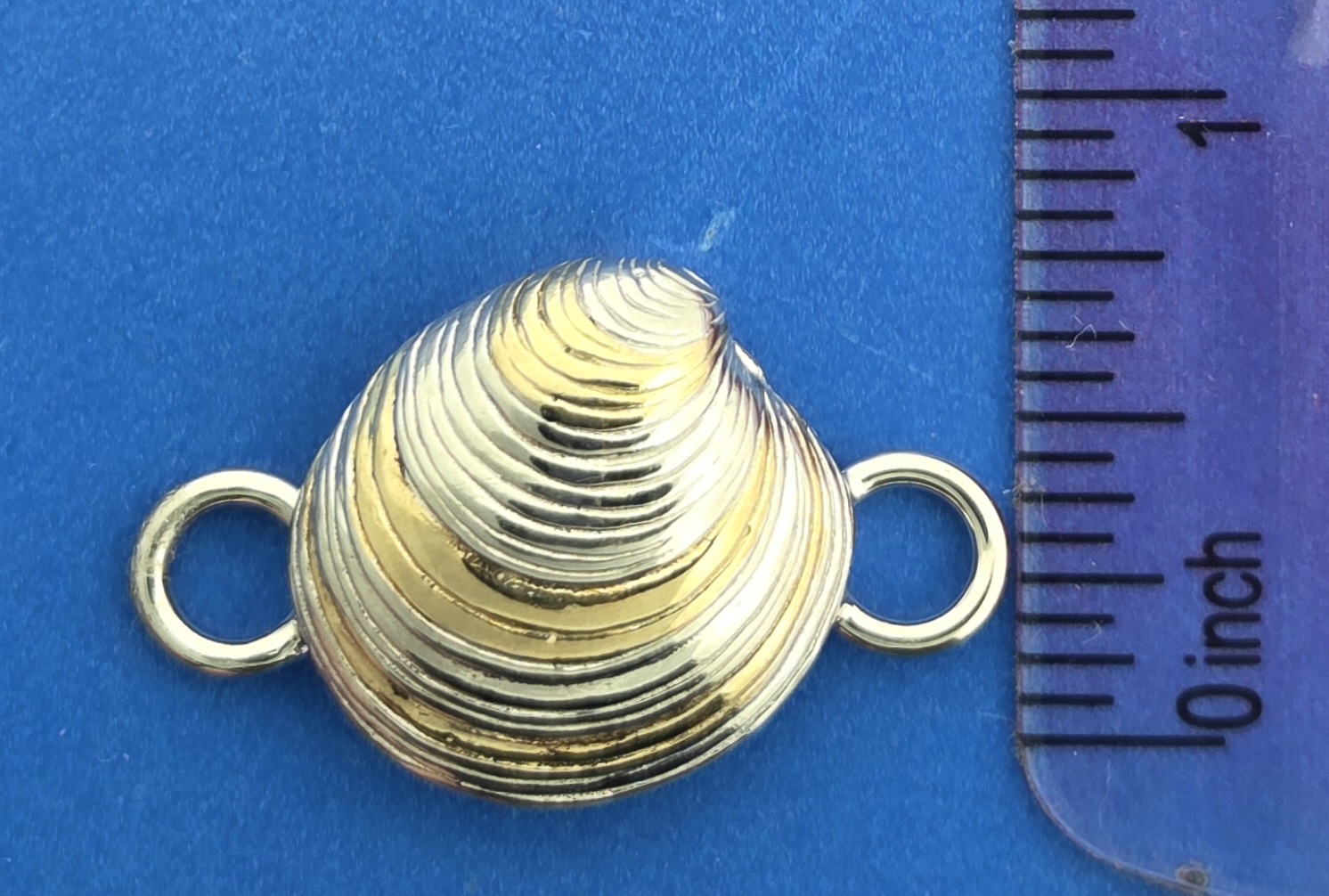 Kovel Clam Shell Bracelet Topper, Sterling Silver 5 Kovel Clam Shell Bracelet Topper, Sterling Silver - Image 5