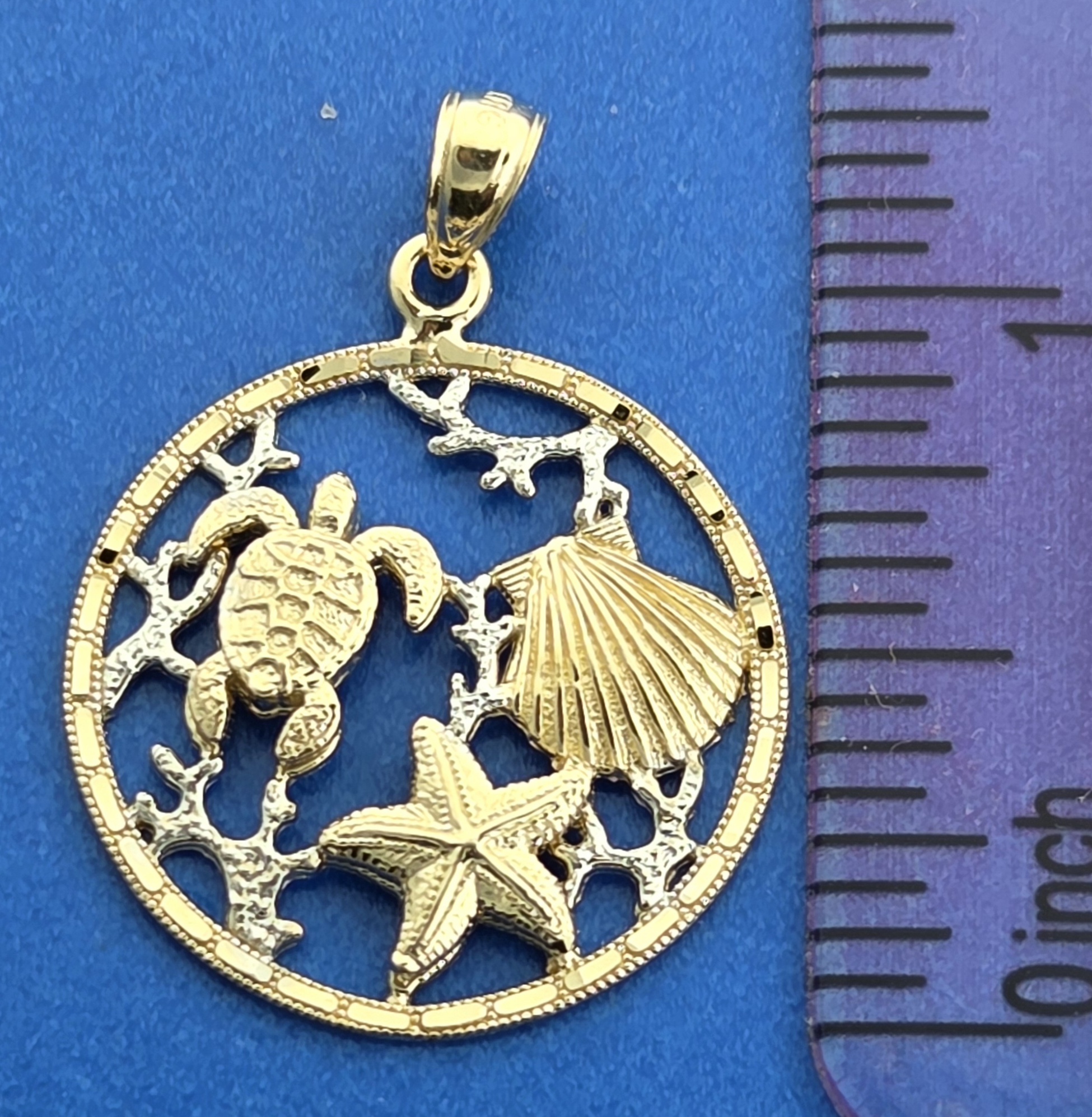 Sealife Sea Turtle, Shell & Starfish Pendant, 14k 2-Tone 4 Sealife Sea Turtle, Shell & Starfish Pendant, 14k 2-Tone - Image 4