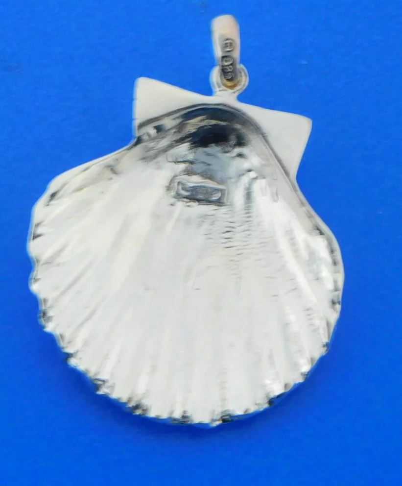 Scallop Shell Pendant, Sterling Silver 2 sterling silver scallop shell pendant
