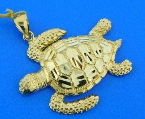 14k sea turtle pendant yellow gold