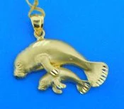 14k diamond-cut manatee pendant