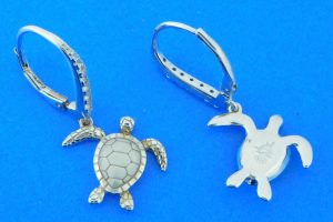 sterling silve sea turtle lever back earrings