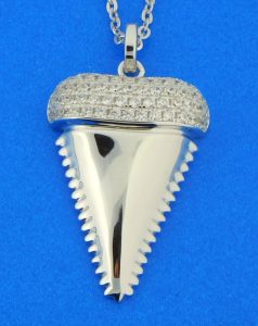 sterling silver & cz shark tooth pendant