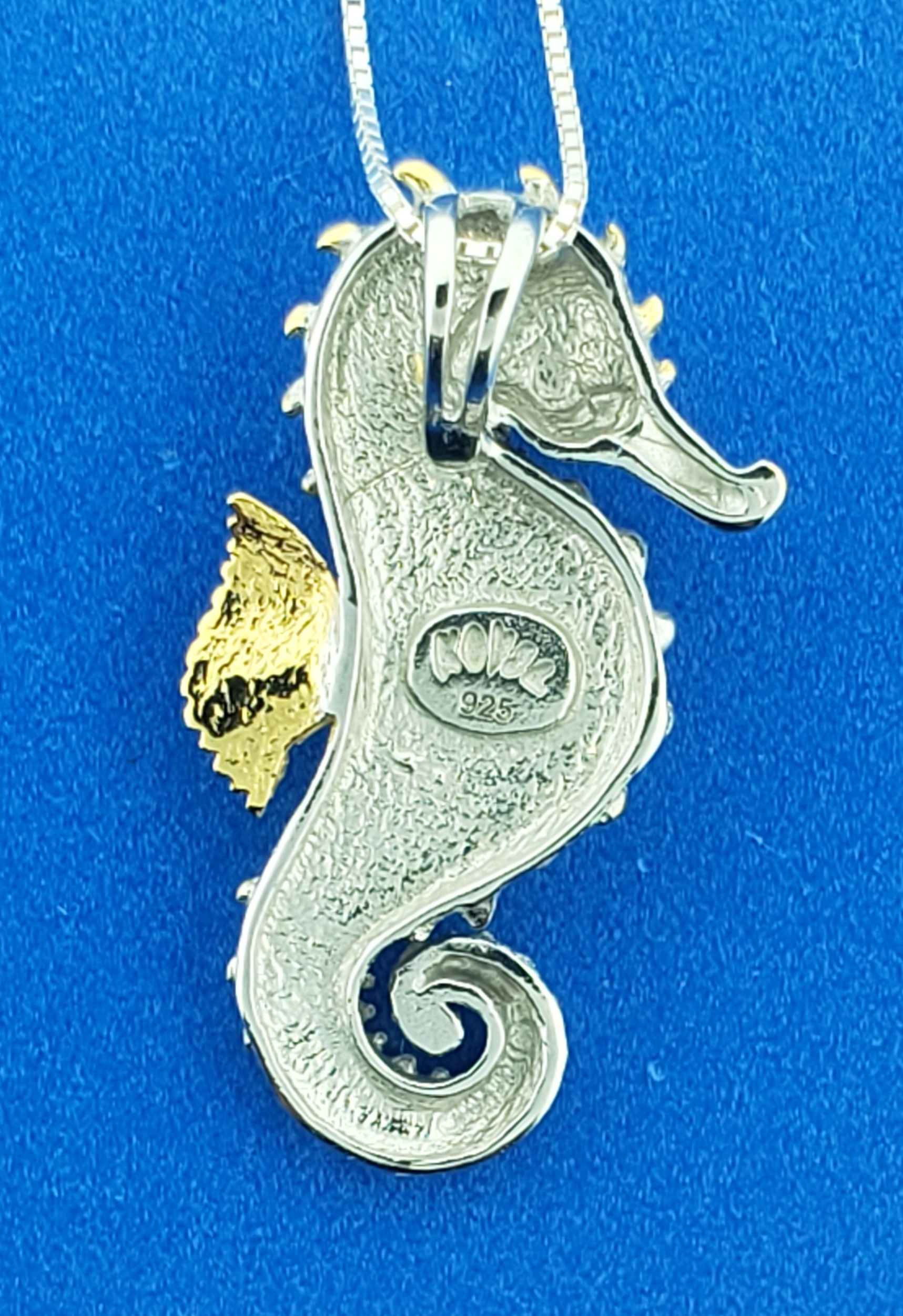 Kovel Seahorse Pendant, Sterling Silver & Opal 4 Kovel Seahorse Pendant, Sterling Silver & Opal - Image 4