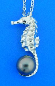 sterling silver seahorse pearl pendant