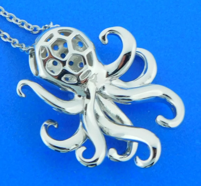 Alamea Octopus Pendant, Sterling Silver - Image 3