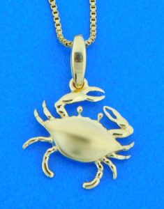 14k blue crab pendant