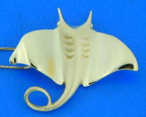 Steven Douglas Manta Ray Necklace, 14K Yellow Gold