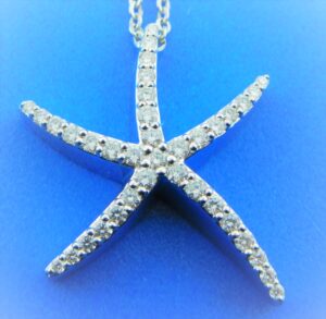 14k white gold diamond starfish pendant