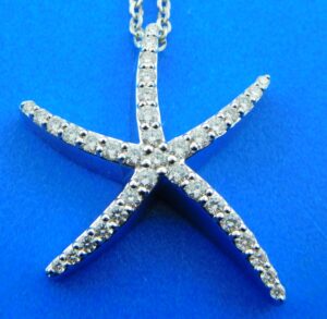 14k white gold diamond starfish pendant