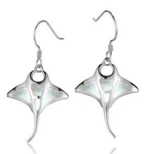 alamea manta ray earrings-050-52-01
